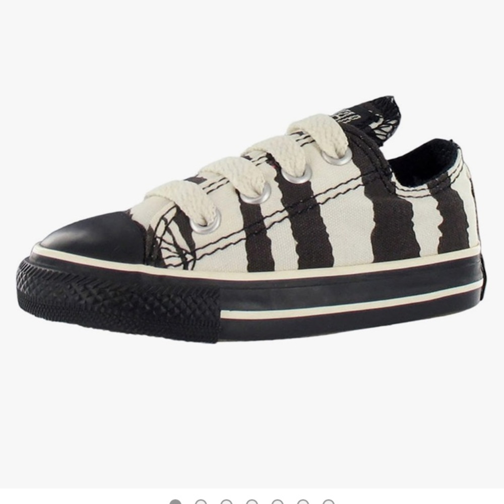 Toddler girls Zebra Converse size 9c